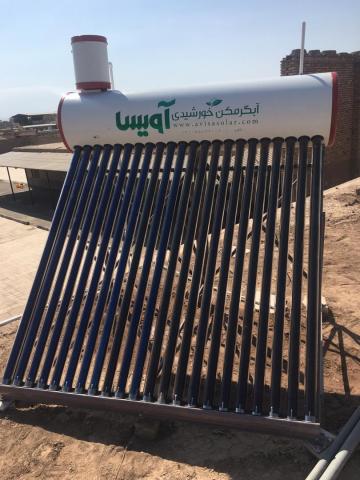 پروژه آب گرم کن خورشیدی برای هلال احمر رفسنجان